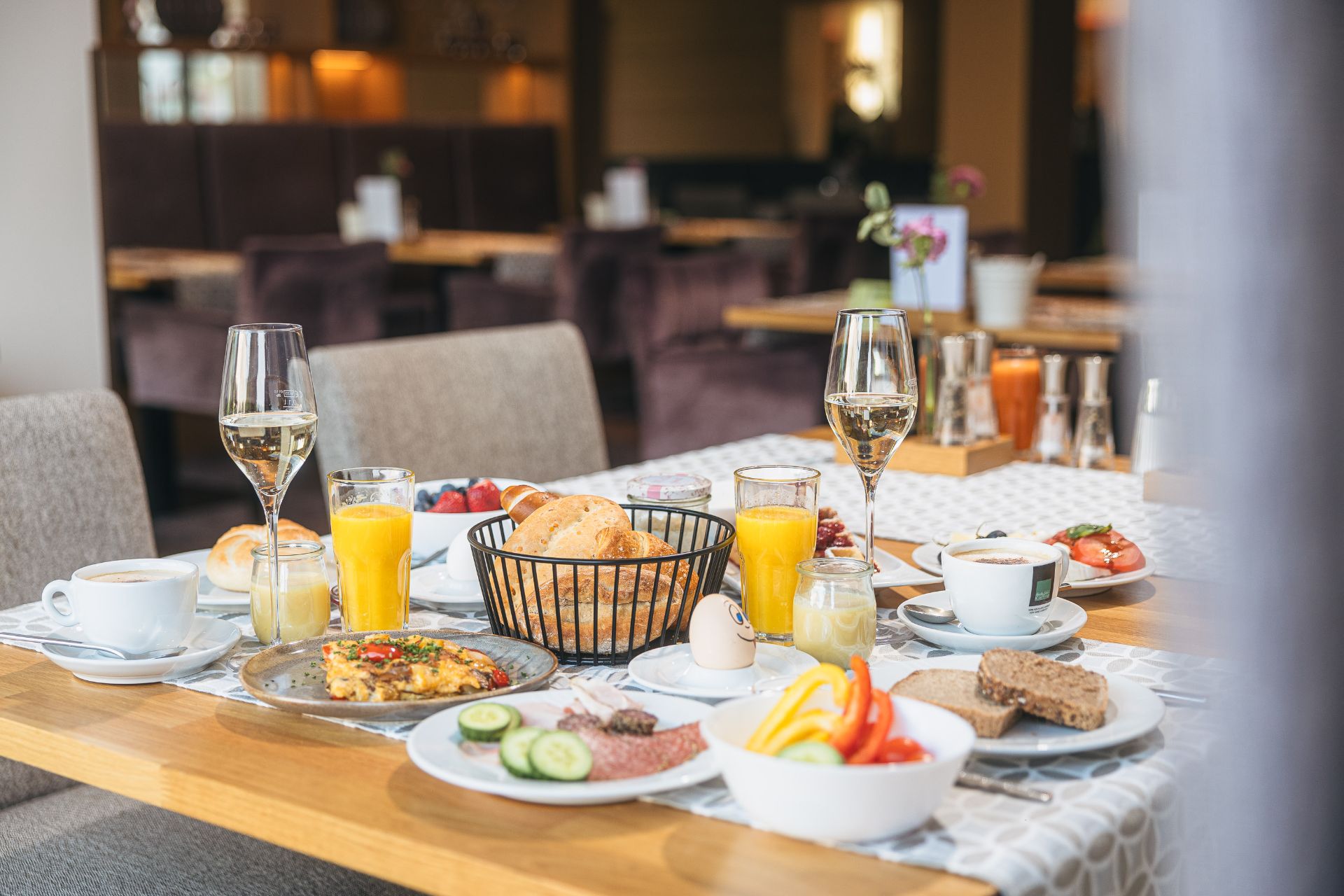 Wellnesshotel: Ein ausgedehntes Frühstück ist der perfekte Start in den Tag. - Ritzenhof – Hotel und Spa am See - Kulinarik | Restaurant