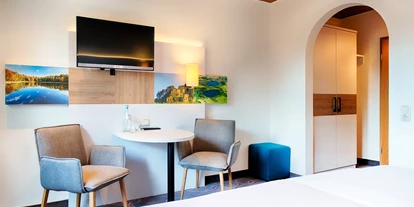 Wellnessurlaub - Verpflegung: Frühstück - Kall - Eifel Standard Zimmer - Seehotel am Stausee