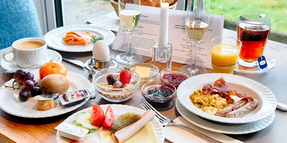 Wellnessurlaub - Verpflegung: Frühstück - Kall - 1968 - Das Restaurant - Frühstück - Seehotel am Stausee