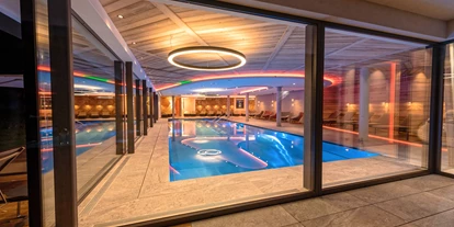 Wellnessurlaub - Fahrradverleih - Innsbruck - Panoramahallenbad - Alpinhotel Berghaus