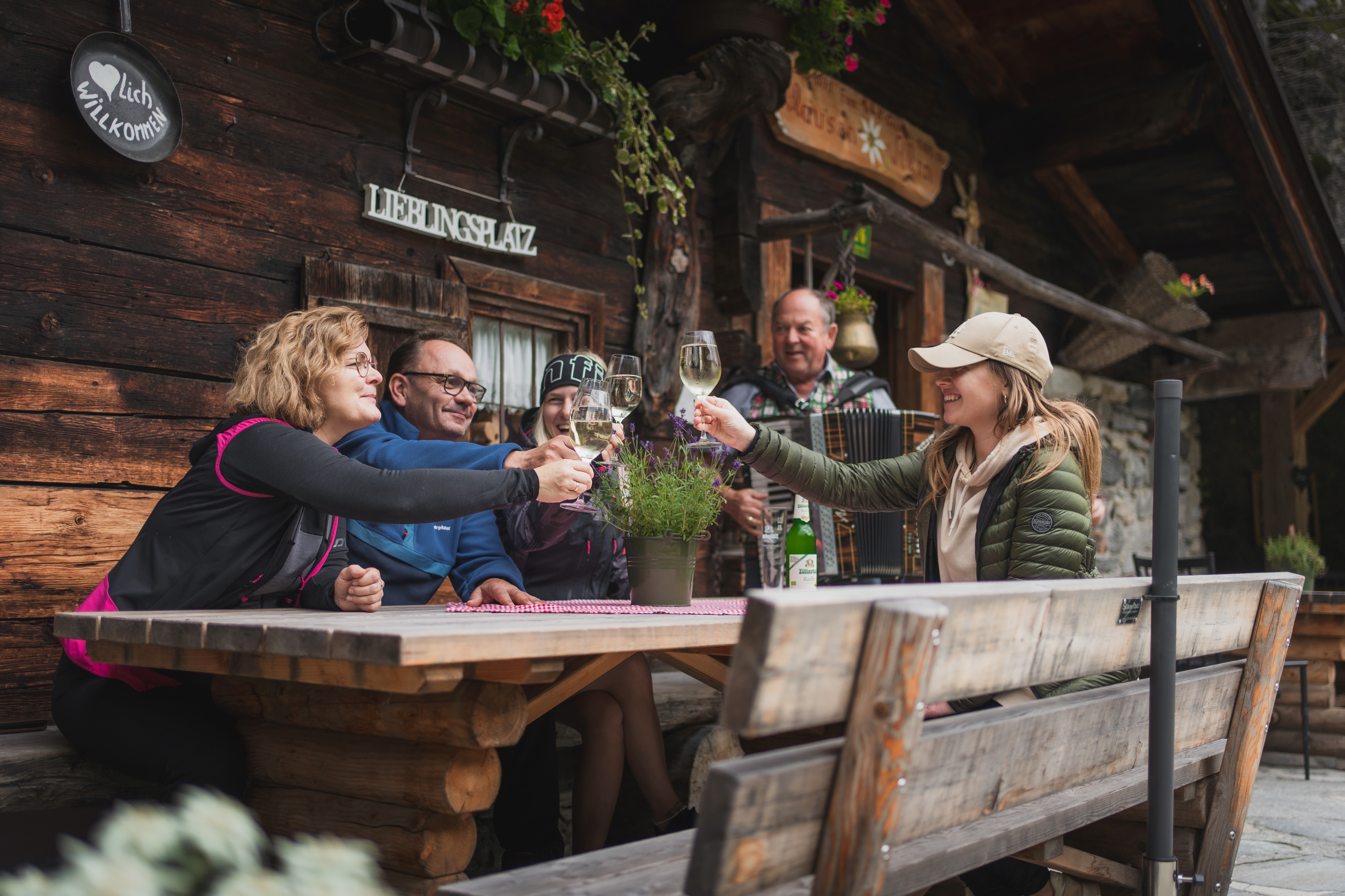 Wellnesshotel: Hüttenerlebnis - Alpinhotel Berghaus