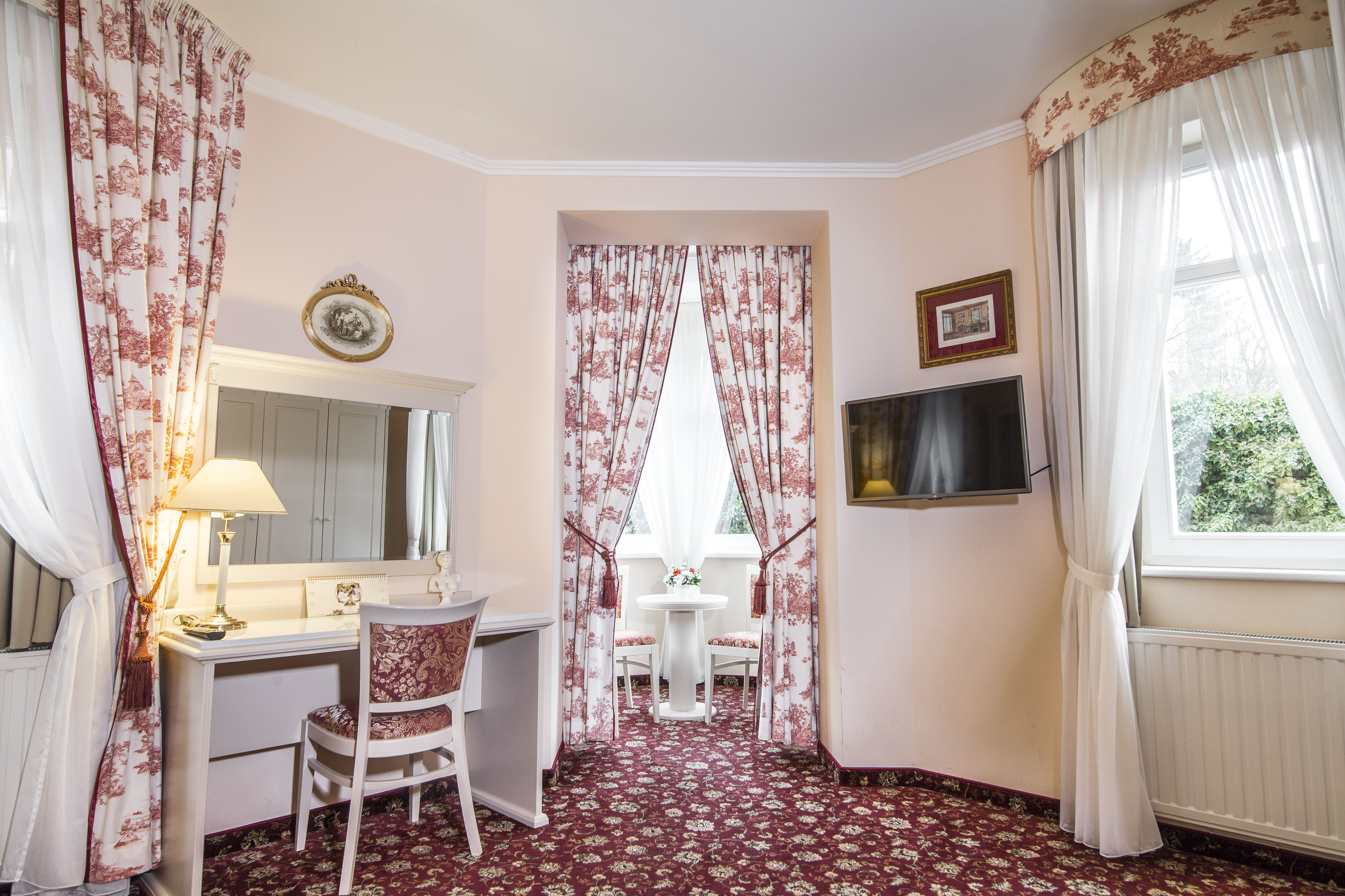 Wellnessurlaub - Bad Brambach - Zimmer - KARLSBAD GRANDE MADONNA Spa&Wellness Hotel