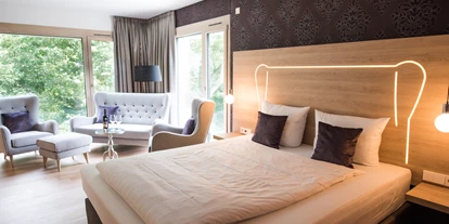 Wellnessurlaub - Ganzkörpermassage - Esthal - Zimmer Auszeit - Parkhotel Schillerhain