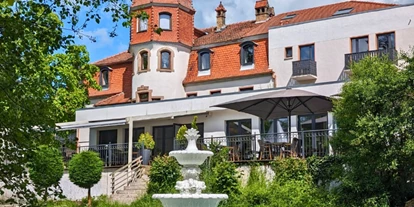 Wellnessurlaub - Ganzkörpermassage - Esthal - Stammhaus - Parkhotel Schillerhain