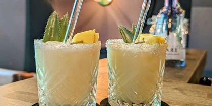 Wellnessurlaub - Ganzkörpermassage - Esthal - Cocktails - Parkhotel Schillerhain