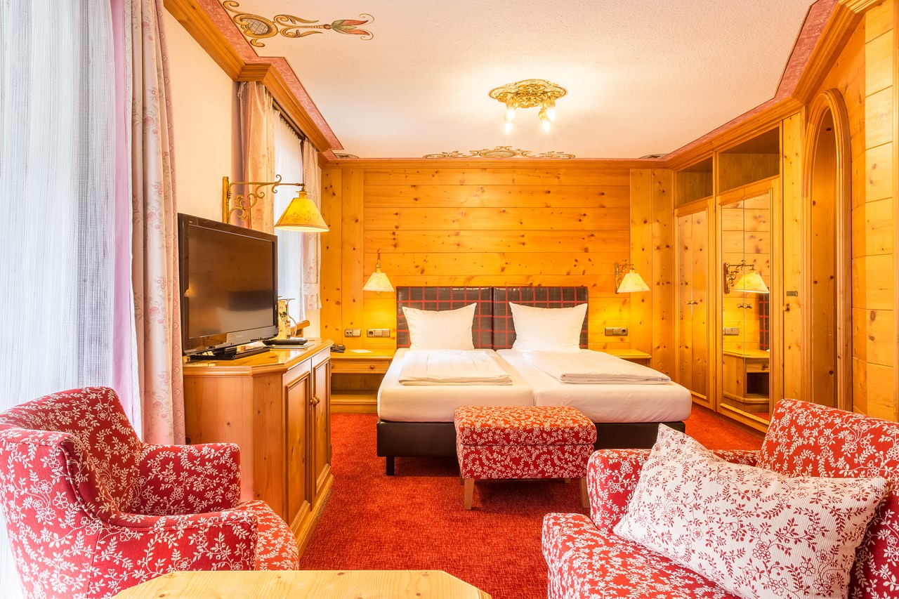 Alpenhotel Oberstdorf Zimmerkategorien Doppel- Dreibettzimmer Standard