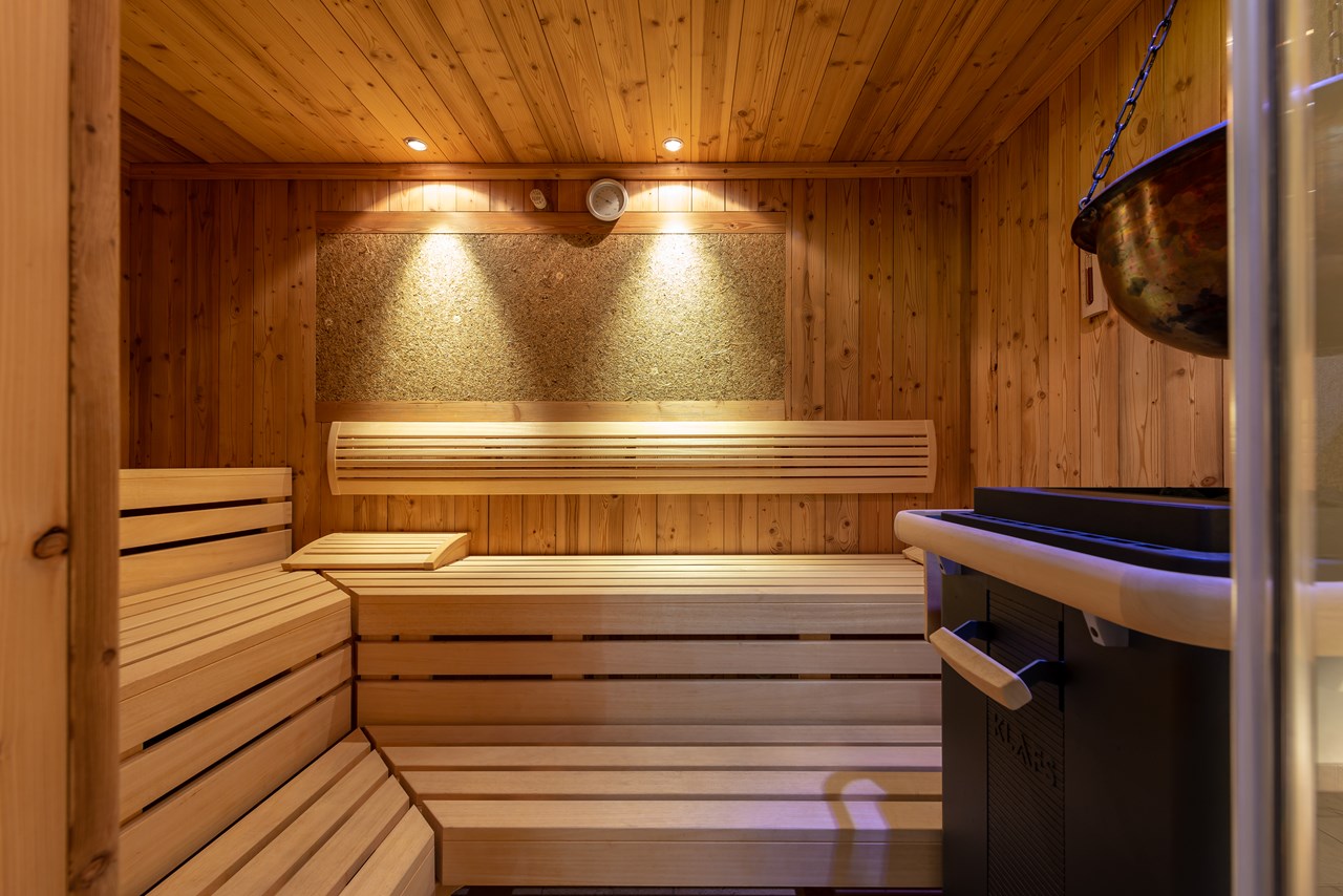 Hotel Dirsch Wellness und Spa Resort Naturpark Altmühltal Saunen und Bäder im Detail Wacholderheidensauna