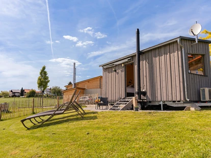 Wellnessurlaub - Day SPA - Knotzberg (Neukirchen am Walde, Natternbach) - Tinymobil Kuschlglück an den Alapakweiden beim Landrefugium Obermüller  - Landrefugium Obermüller | 360 ° Glück | 4,5 Sterne