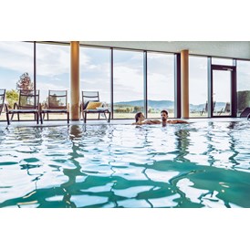 Wellnesshotel: Panorama-Hallenbad  - Landrefugium Obermüller | SPA & Naturresort | 360 ° Glück | 4,5 Sterne