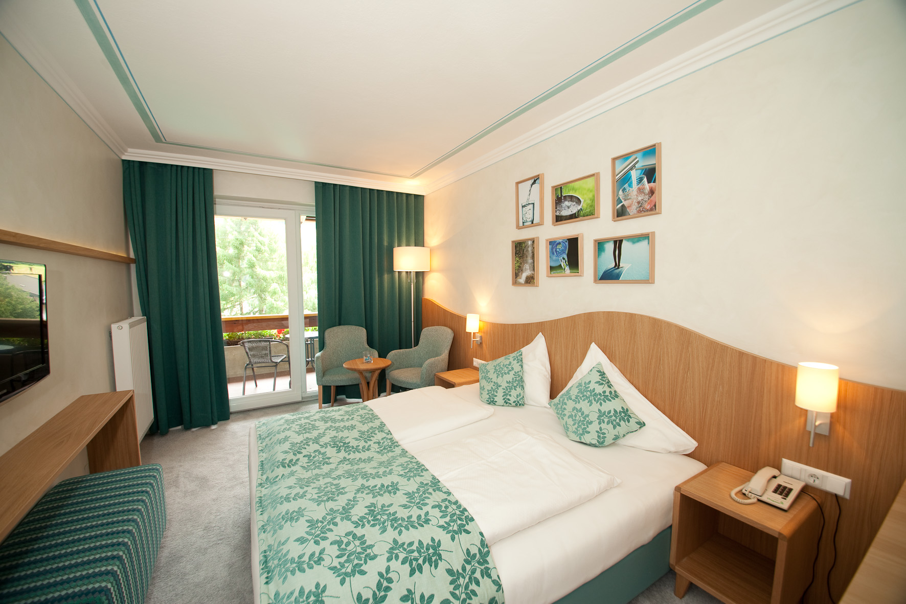 Wellnesshotel: Elementezimmer Wasser - Evident Hotel Prägant****S - Zimmer | Suiten
