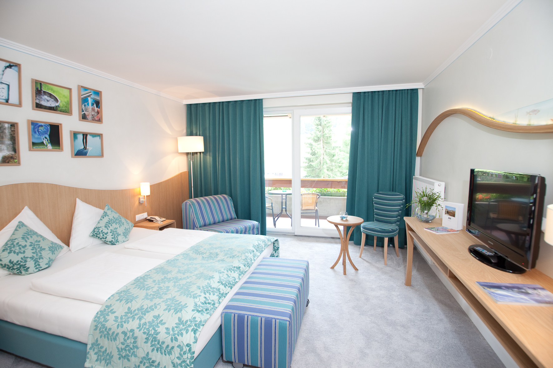 Wellnesshotel: Komfortzimmer Element Wasser - Evident Hotel Prägant****S - Zimmer | Suiten