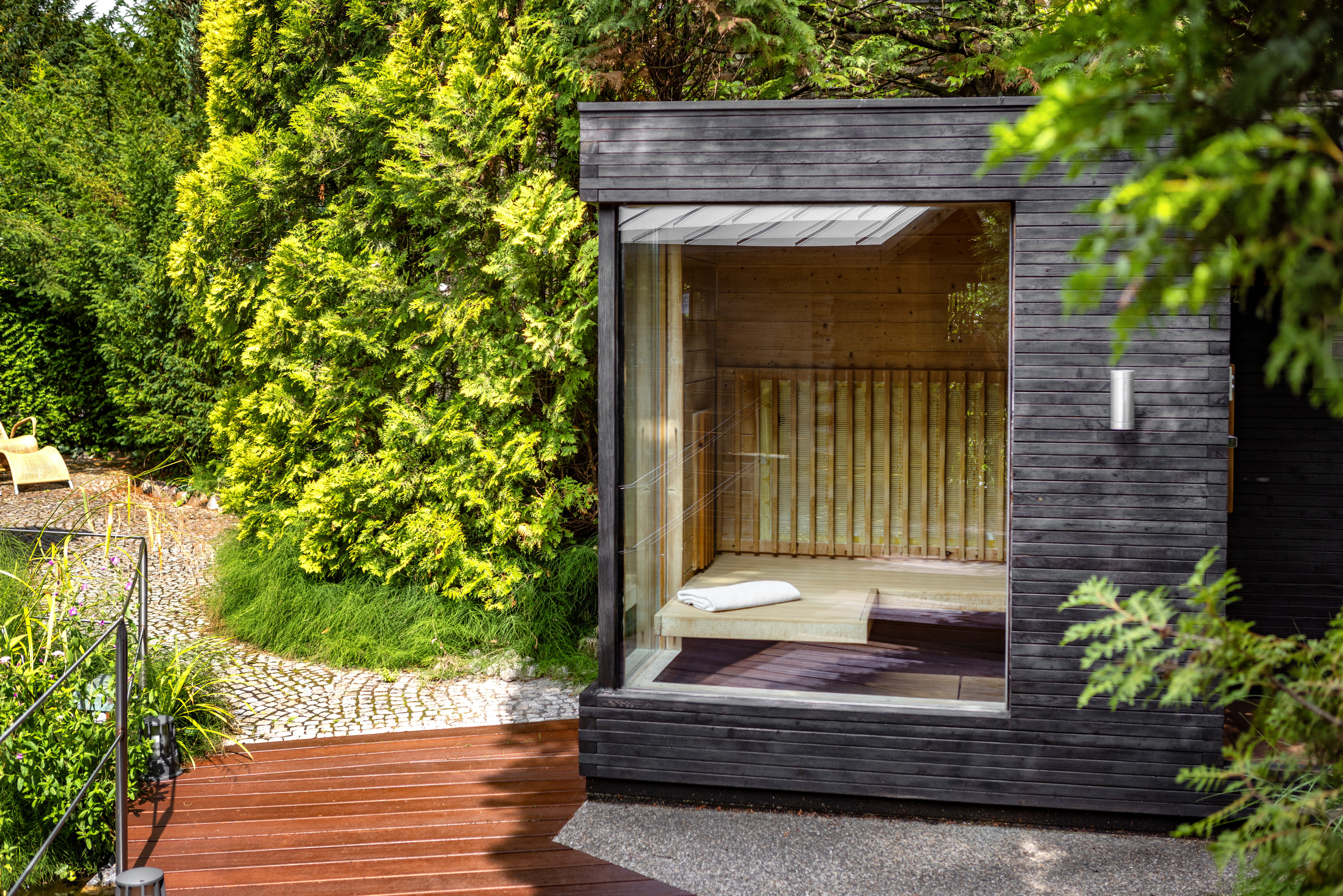 Bio-Hotel Land Gut Höhne Saunen und Bäder im Detail SALINA VITA BIO-SAUNA IM BLOCKHAUS