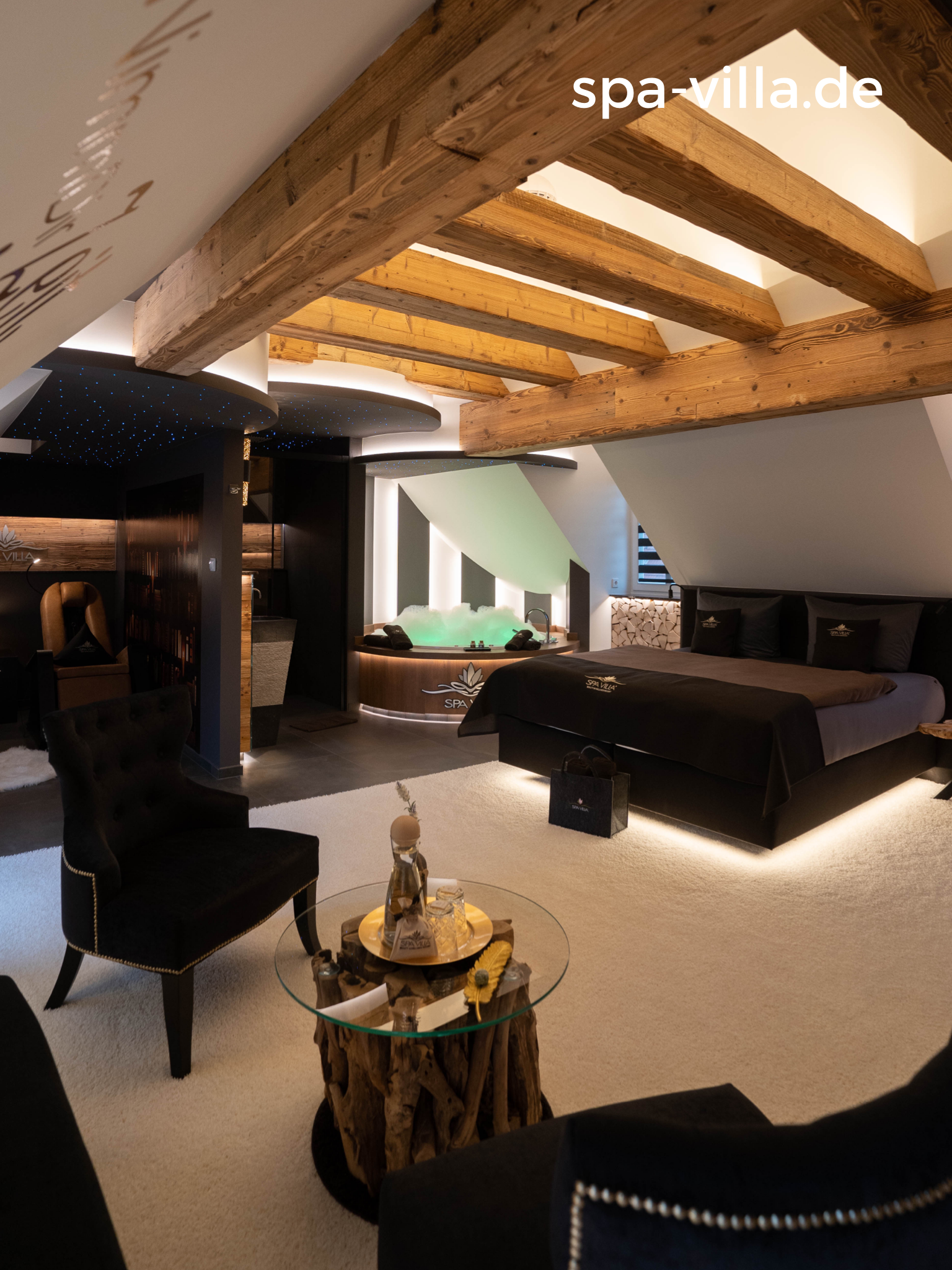 Wellnesshotel: Hotelzimmer mit Whirlpool und Infrarot-Lounge in der SPA VILLA in Wingerode, Thüringen (Region: Eichsfeld) - SPA VILLA Hotel, Private Spa & Day Spa