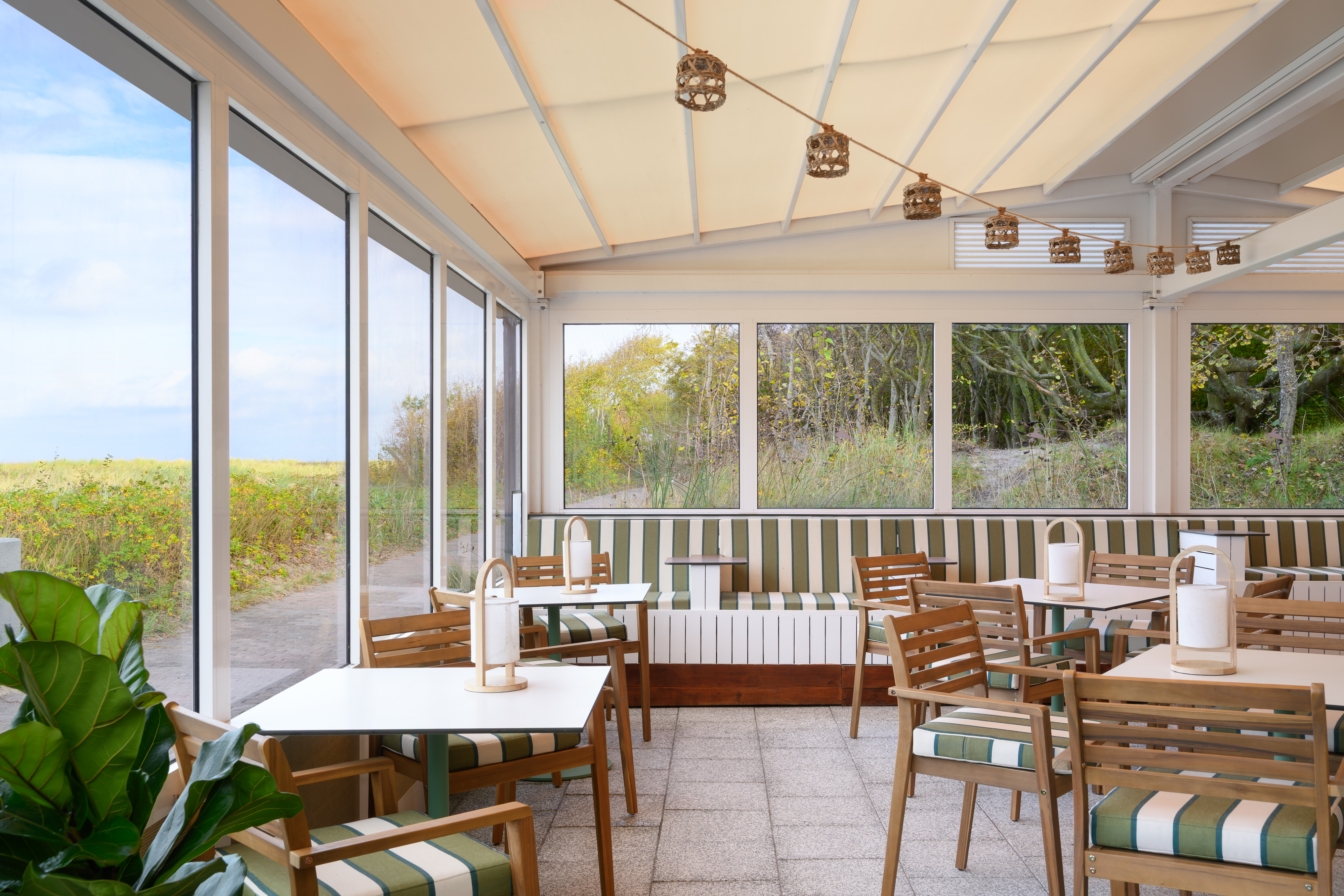 Wellnesshotel: Strandbar - IFA Graal-Müritz Hotel & Spa - Kulinarik | Restaurant