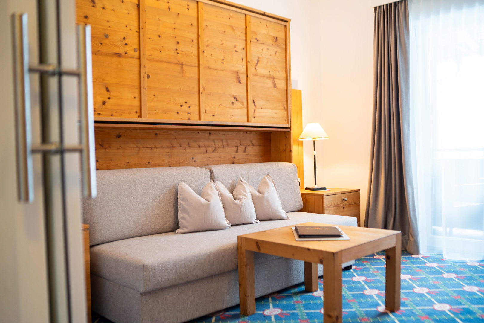 Wellnesshotel: Panorama Suite Sitzecke - Hotel Hubertus