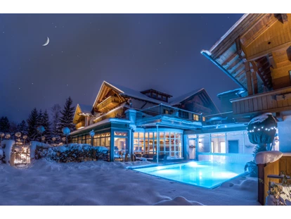 Wellnessurlaub - Finnische Sauna - Reith bei Seefeld - Hotelanlage im Winter - Das Rübezahl Romantic Hideaway & Boutique Spa