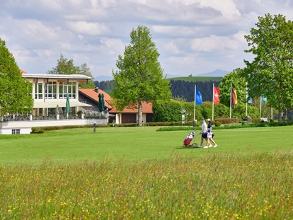 Wellnessurlaub - Fontanella - Hanusel Hof Golfplatz direkt am Hotel - Hanusel Hof