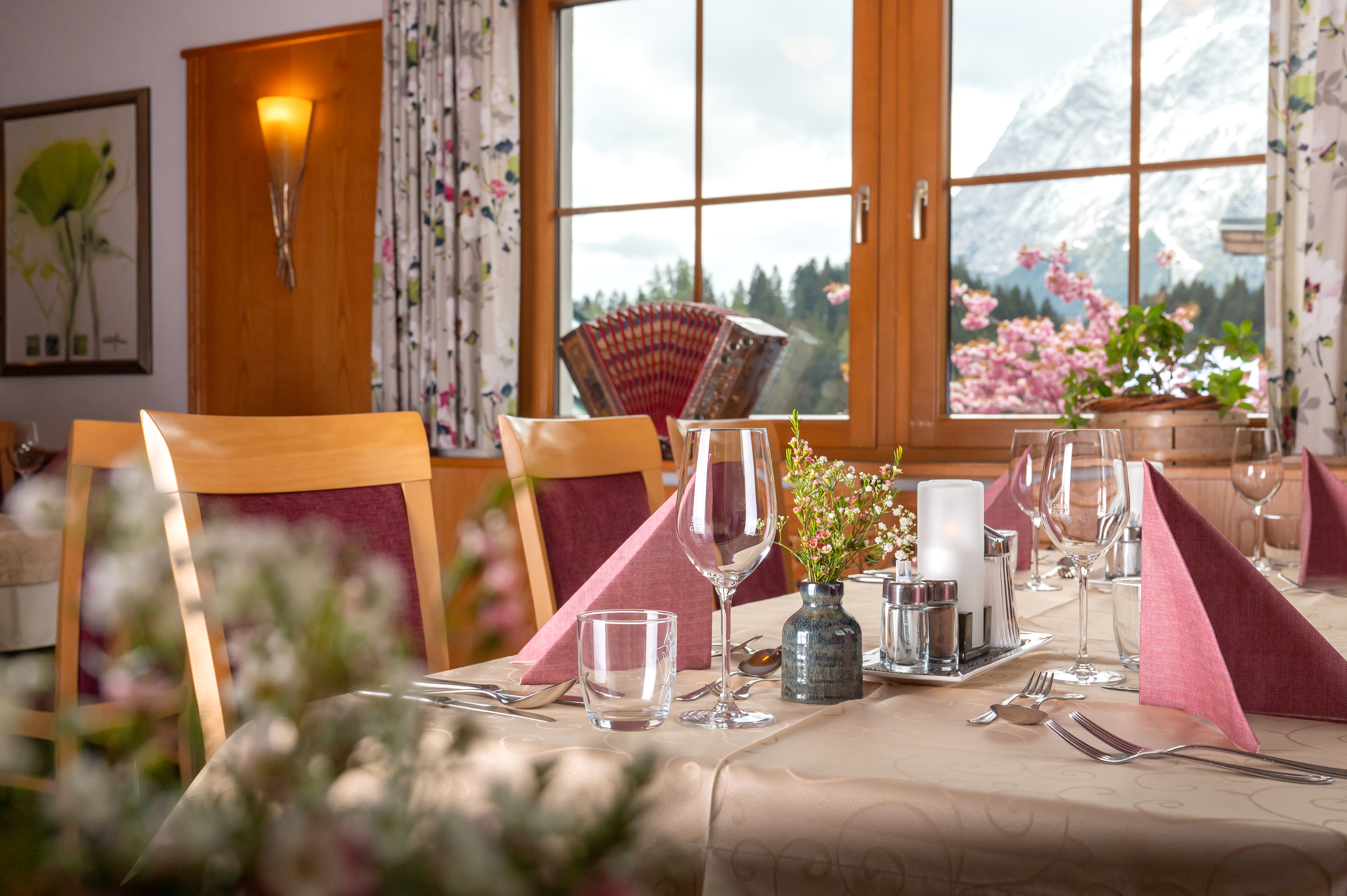 Wellnesshotel: Restaurant - Hotel DER HECHL