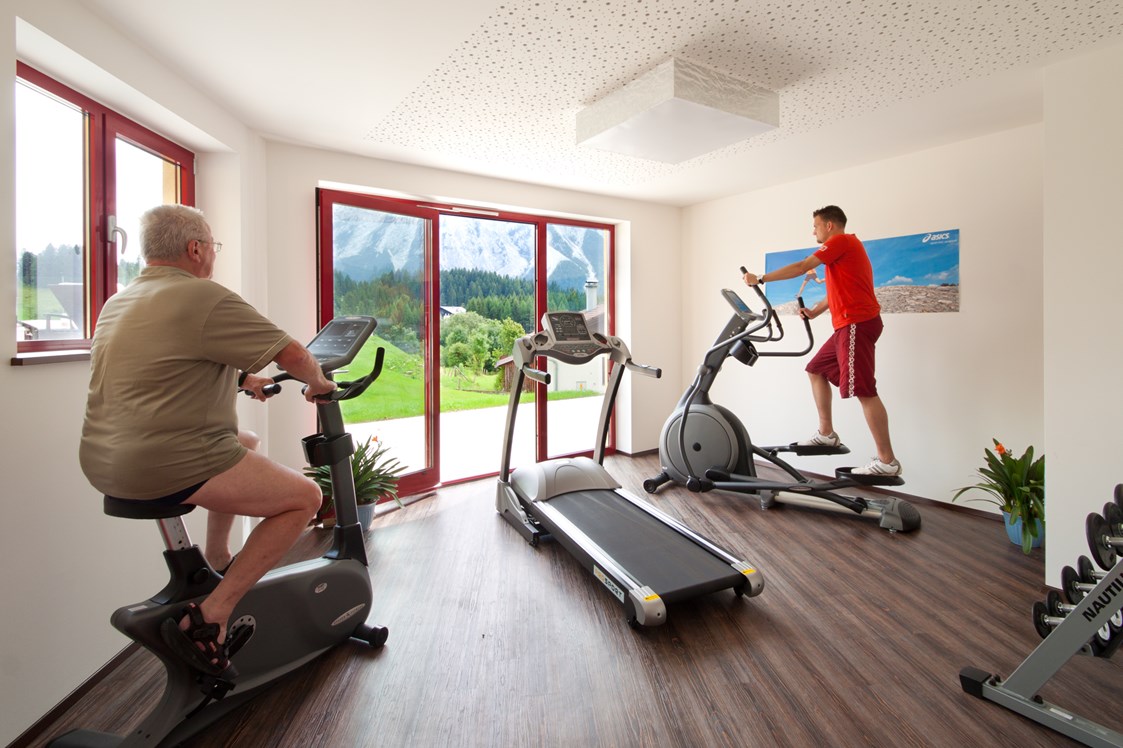 Wellnesshotel: Fitnessraum - Hotel DER HECHL
