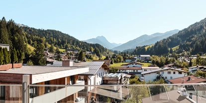 Wellnessurlaub - Pools: Innenpool - Stephanskirchen - AlpenParks Hotel & Apartment Taxacher Kirchberg in Tirol