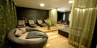 Wellnessurlaub - Pools: Innenpool - Stephanskirchen - AlpenParks Hotel & Apartment Taxacher Kirchberg in Tirol
