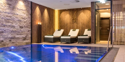 Wellnessurlaub - Pools: Innenpool - Stephanskirchen - AlpenParks Hotel & Apartment Taxacher Kirchberg in Tirol