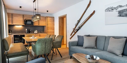 Wellnessurlaub - Pools: Innenpool - Stephanskirchen - AlpenParks Hotel & Apartment Taxacher Kirchberg in Tirol