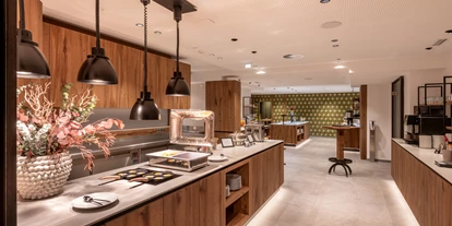 Wellnessurlaub - Pools: Innenpool - Stephanskirchen - AlpenParks Hotel & Apartment Taxacher Kirchberg in Tirol