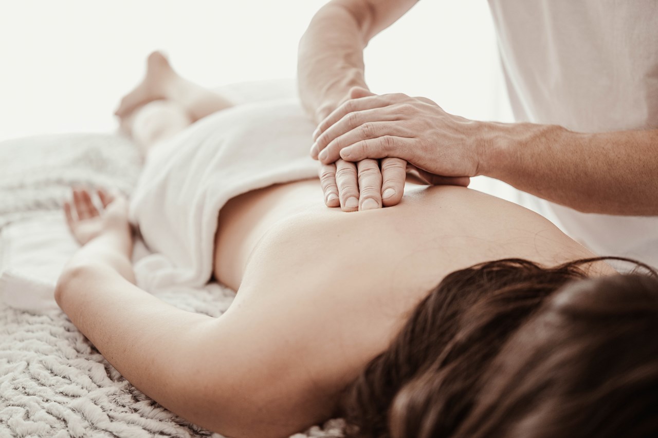 Hotel St. Georg zum See Massagen im Detail SPA Behandlungen