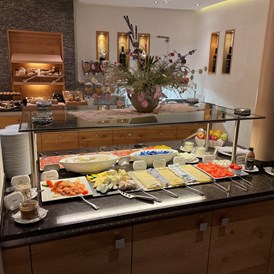 Wellnesshotel: Frühstücksbuffet - mein romantisches Hotel Garni Toalstock