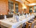 Wellnesshotel: Gemütliche Restaurant-Räume - Hotel Tyrol am Haldensee