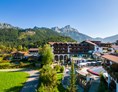 Wellnesshotel: Hotel Außenansicht  - Hotel Tyrol am Haldensee