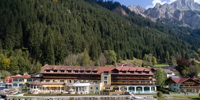 Wellnessurlaub - Biosauna - Isny im Allgäu - Außenansicht Hotel - Hotel Via Salina