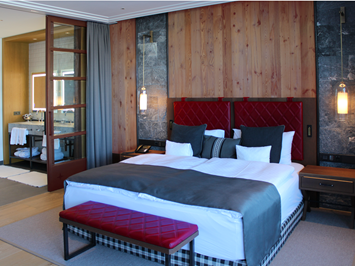 Interalpen-Hotel Tyrol Zimmerkategorien Panorama-Suite Superior