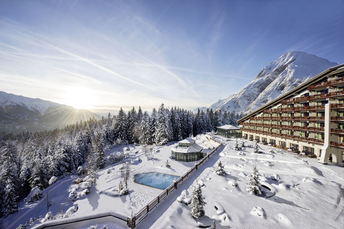 Wellnesshotel: Außenansicht Winter Interalpen-Hotel Tyrol  - Interalpen-Hotel Tyrol