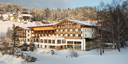Wellnessurlaub - Fahrradverleih - Innsbruck - Das Panoramahotel Inntalerhof im Winter - Inntalerhof - DAS Panoramahotel