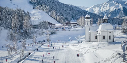 Wellnessurlaub - Fahrradverleih - Innsbruck - Seekirchl in Seefeld mit Loipeneinstieg - Inntalerhof - DAS Panoramahotel