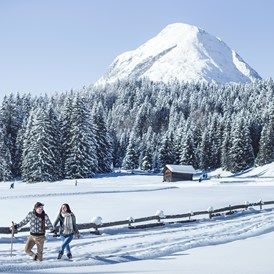 Wellnesshotel: Winterwandern in der Olympiaregion Seefeld - Inntalerhof - DAS Panoramahotel
