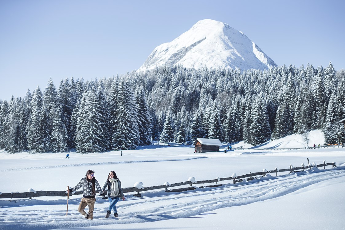 Wellnesshotel: Winterwandern in der Olympiaregion Seefeld - Inntalerhof - DAS Panoramahotel