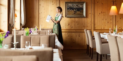 Wellnessurlaub - Umgebungsschwerpunkt: Therme - Gries im Sellrain - Hotelrestaurant - Schlosshotel Fiss