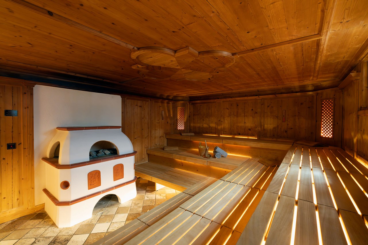 Relais & Chateaux Hotel Singer Saunen und Bäder im Detail Tiroler Stub’n-Sauna (90 °C)