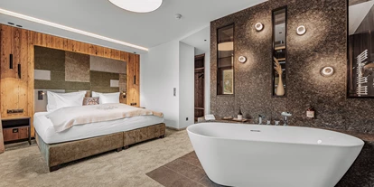 Wellnessurlaub - Dorf Tirol - Chalet Zimmer - SKI | GOLF | WELLNESS Hotel Riml****S