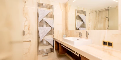 Wellnessurlaub - Pools: Sportbecken - Innsbruck - Sport & Spa Hotel Strass