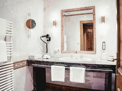 Wellnessurlaub - Fahrradverleih - Innsbruck - Panorama Doppelzimmer - HELD - Hotel & SPA****s