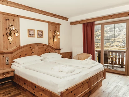Wellnessurlaub - Fahrradverleih - Innsbruck - Doppelzimmer Zirbe - HELD - Hotel & SPA****s