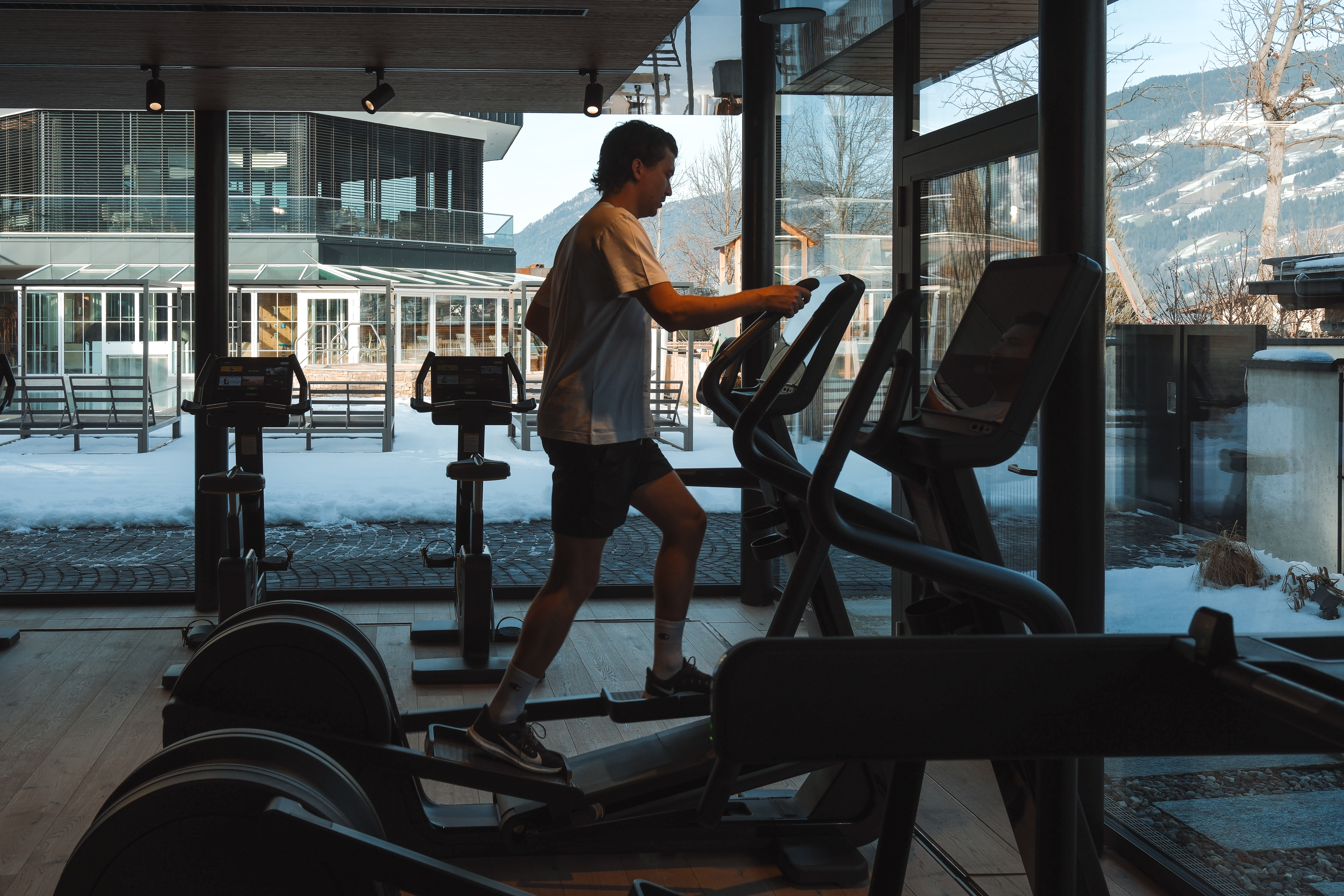 Wellnesshotel: Fitnessraum Hotel Held  - HELD - Hotel & SPA****s - Hotel | Umgebung