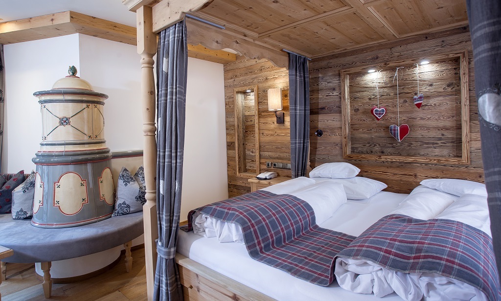 Verwöhnhotel Kristall - Wellnesshotel für Erwachsene am Achensee Zimmerkategorien Kuschelsuite