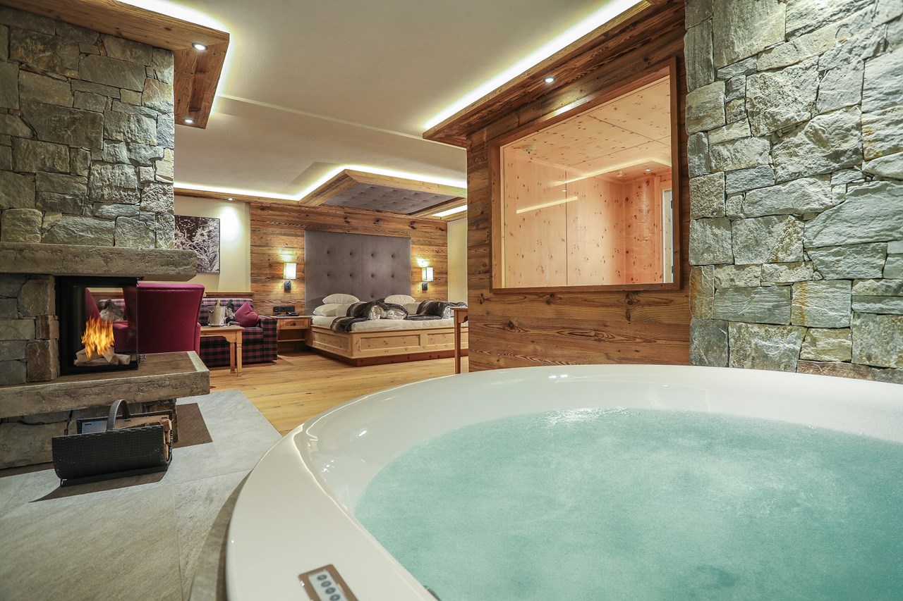 Verwöhnhotel Kristall - Wellnesshotel für Erwachsene am Achensee Zimmerkategorien Luxus Wellness Suite