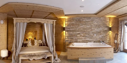 Wellnessurlaub - Fahrradverleih - Innsbruck - Private Spa Suite für Wellness zu zweit - Verwöhnhotel Kristall - Wellnesshotel für Erwachsene am Achensee