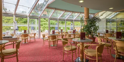Wellnessurlaub - Bad Aibling - Cafe - Vivea 4* Hotel Bad Häring